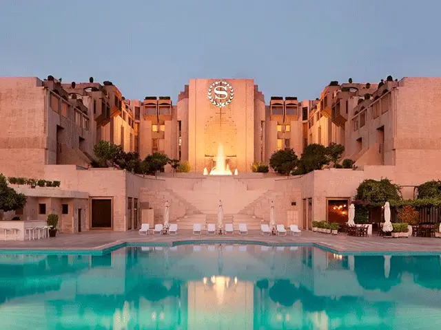 Hotel Seven Gates